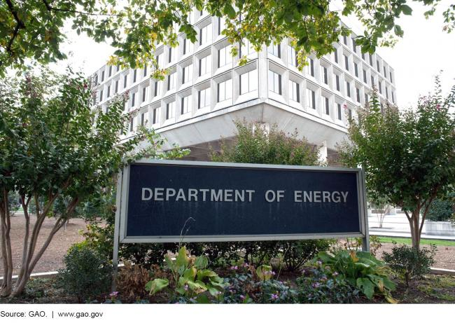 Photo of the sign in front of the Department of Energy in Washington, DC