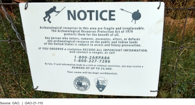 A National Park Service Sign in Arizona Aims to Prevent Theft and Damage