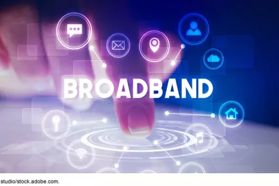Illustration of the word "broadband" over other digital applications 
